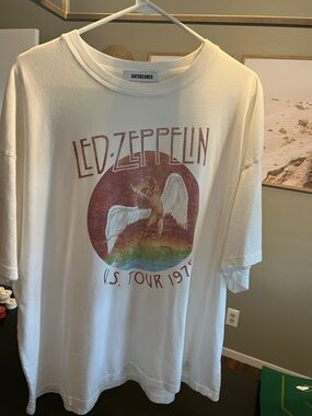 Led Zeppelin U.S. Tour 1975 Graphic Tee - White with Red/Blue/Green Print
